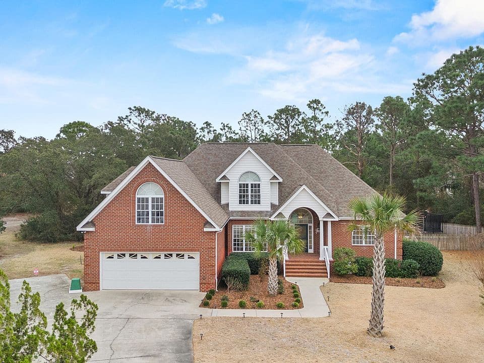 $819,000 in 28412: 3,235 sq-ft “The Cape” listing prices at ~$253/sq-ft